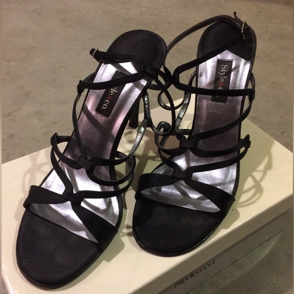 Dressy Black Ankle Strap Heels Sz 7.5 Style & Co